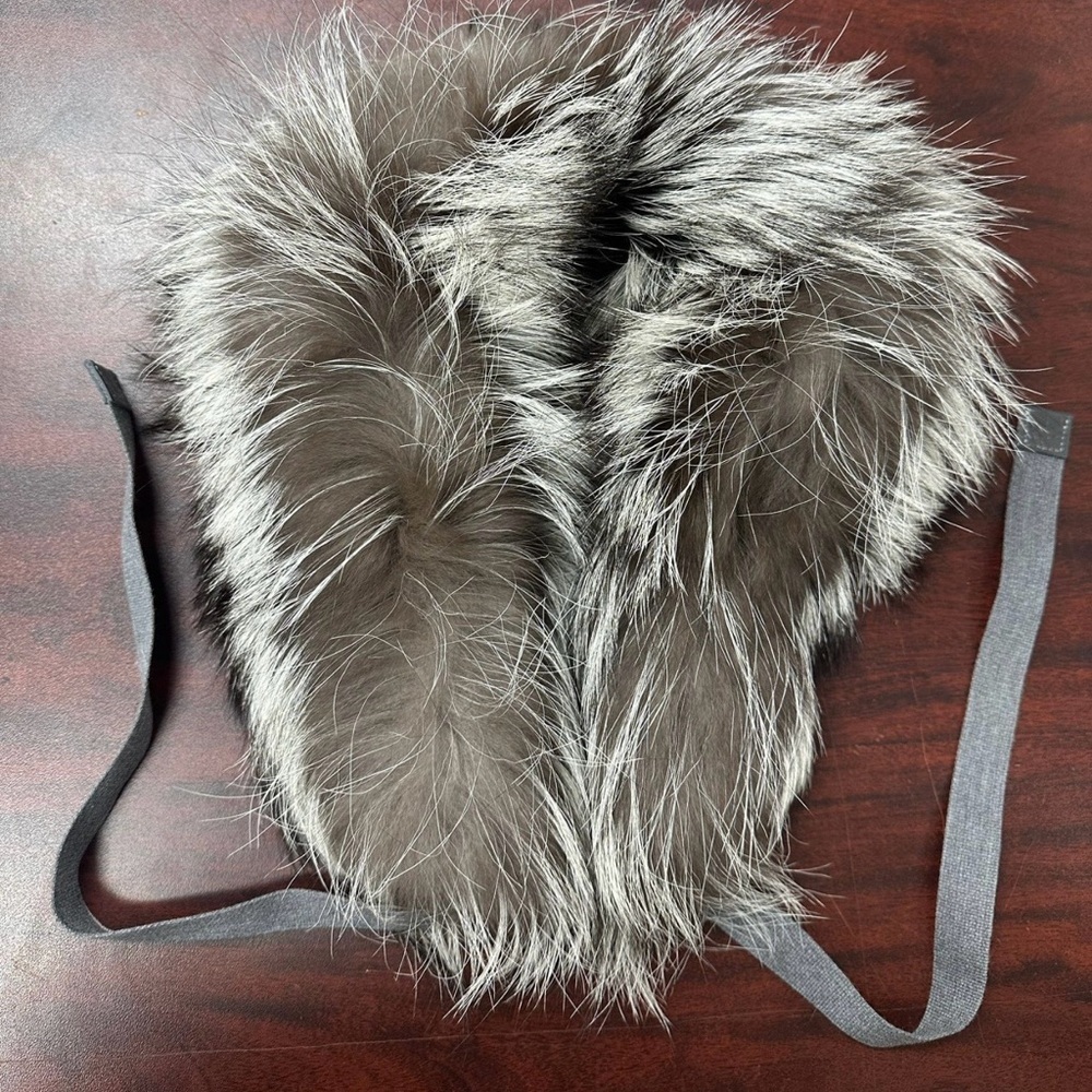 MaxMara Light Gray / Tan Rabbit Pindaro Fur Collar / Scarf NWT